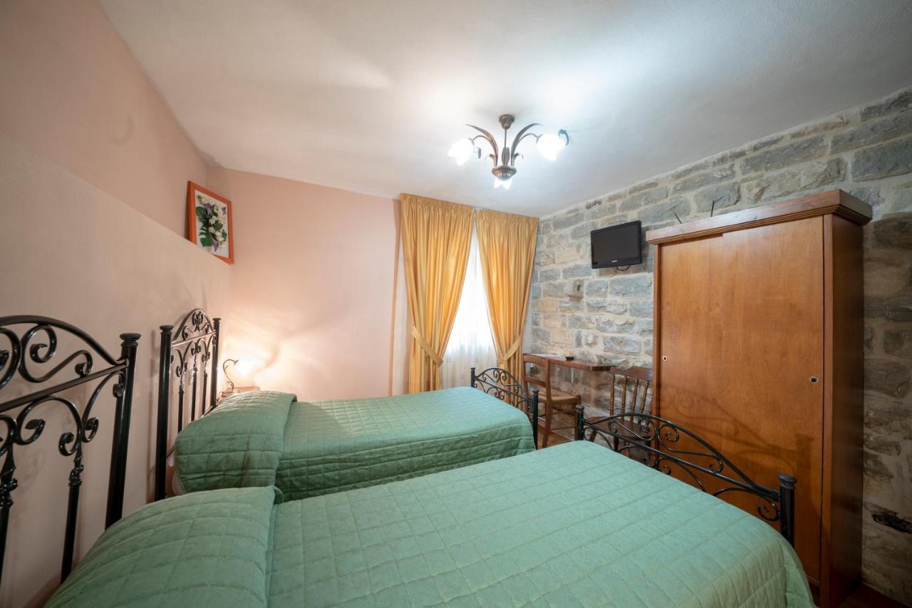 Agriturismo La Ginestra Cercemaggiore Exterior photo